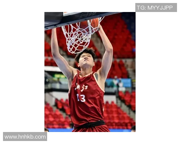 杭州篮球队耐力变革引发热议球迷期待新赛季表现提升 杭州篮球队耐力变革引发热议球迷期待新赛季表现提升