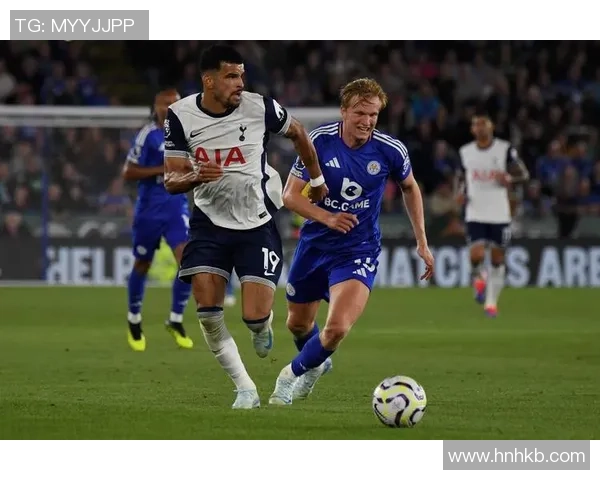 热刺足球明星公寓揭秘球员生活与训练的完美结合 热刺足球明星公寓揭秘球员生活与训练的完美结合